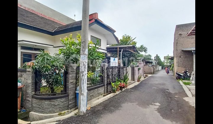 House Price Below Market Strategic in Cisaranteun Bandung 2