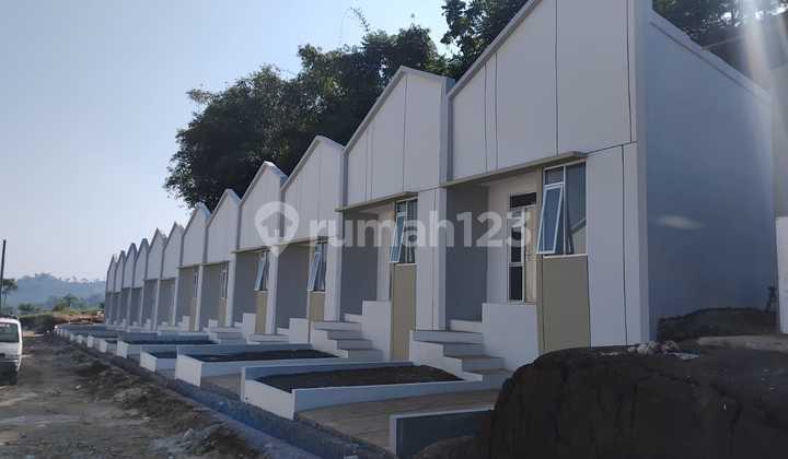 Subsidized House with Freehold Title, No Down Payment, Easy Installments in Banjaran, Bandung. 1