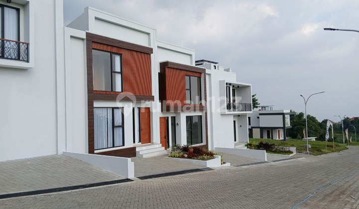 Disewakan atau di Huni Pasti Menguntungkan Lokasi Strategis Disewakan atau di Huni Pasti Menguntungkan Lokasi Strategis