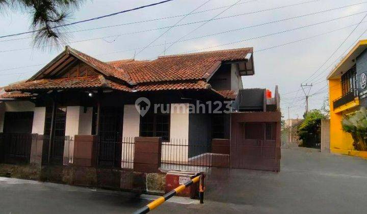 Disewa Rumah Bagus 4+1 KT Siap Huni Di Komplek Cimahi Tengah 1