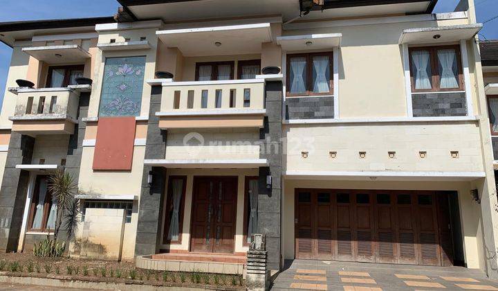 Disewa Rumah Bagus Homey Semi Furnished di Buah Batu Bandung Kota 1