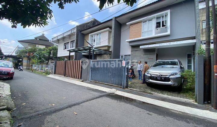 Disewa Rumah Bagus Siap Huni 3 KT Semi Furnished di BKR Bandung 1