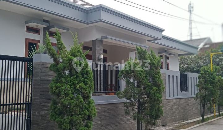 Rumah 2 Lantai, Dekat Akses Tol, Buah Batu Bandung.