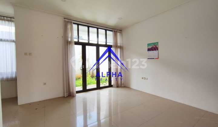 2-Story House in Gegerkalong, Sayap Setiabudi Bandung. 2