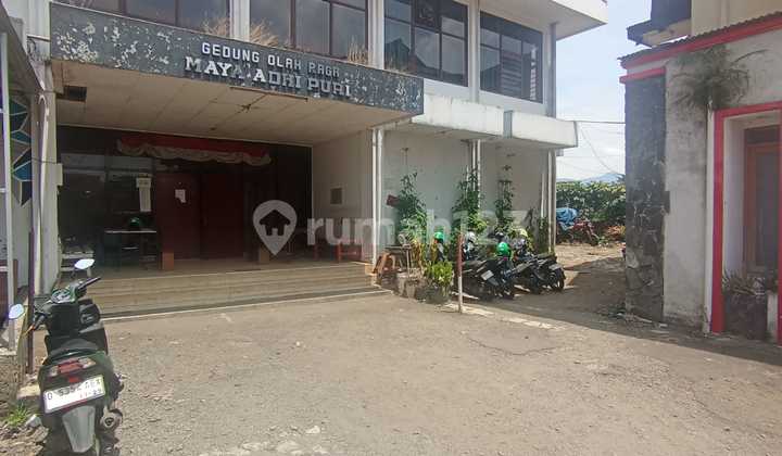 Gedung untuk Ruang Usaha di Jl. Ir Juanda Dago Bandung. Gedung untuk Ruang Usaha di Jl. Ir Juanda Dago Bandung.