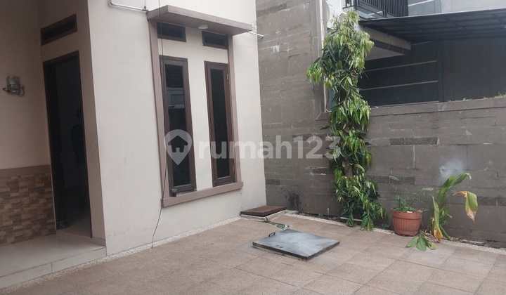 Rumah di Turangga 5 kamar, kota Bandung. 2