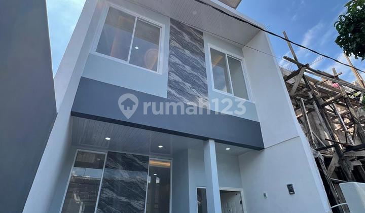 Rumah Nyaman 2 Lantai di Kopo Permai Bandung.