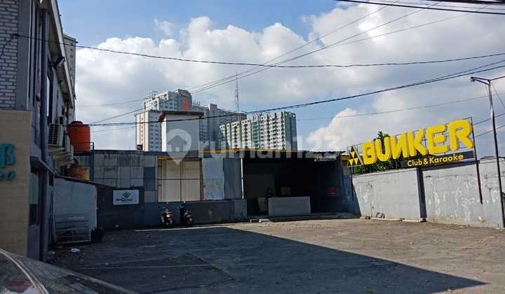 Ruang Usaha di Setiabudi Bandung, Cocok untuk Resto & Coffe Shop.