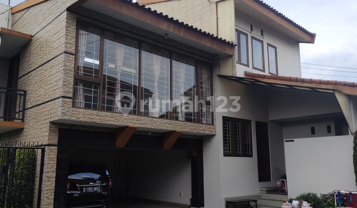 Kost 21 Kamar di Jatinangor, Dekat Berbagai Universitas. Kost 21 Kamar di Jatinangor, Dekat Berbagai Universitas.