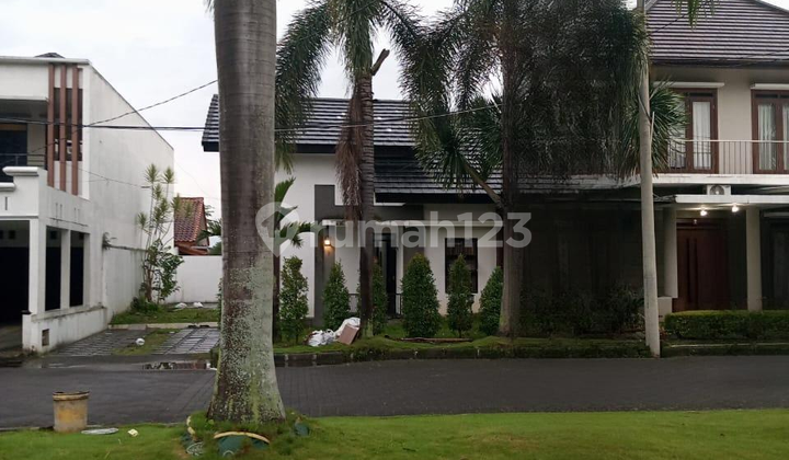 Rumah 2 lantai di Villa Intan Garut, Tarogong Kidul. Rumah 2 lantai di Villa Intan Garut, Tarogong Kidul.