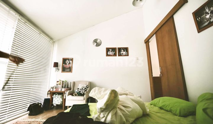 Comfortable 2-Storey Industrial-Themed House in Cikutra, Bandung. 2