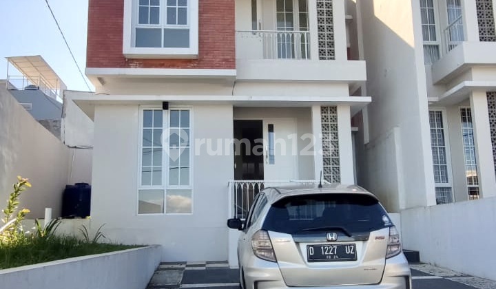 Murah, Rumah 2 Lantai di Sariwangi Bandung Dekat Kampus Polban. 2