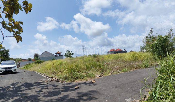 For Sale 2 Are Land in Villa Environment in Kedungu AT 1