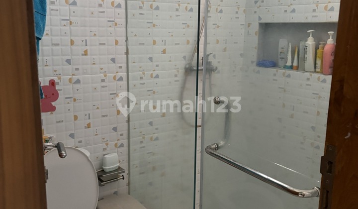 Ready-to-Occupy 1st Floor House Near Sanglah Hospital 2