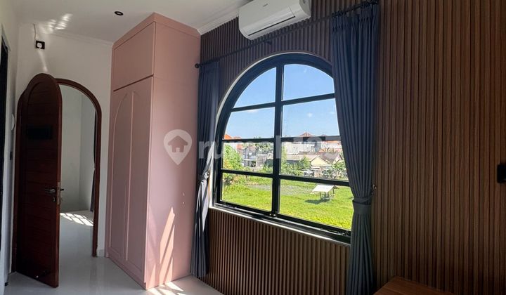 2 Bedrooms House Overviewing Greeneries In Padangsambian Full Furnish  1