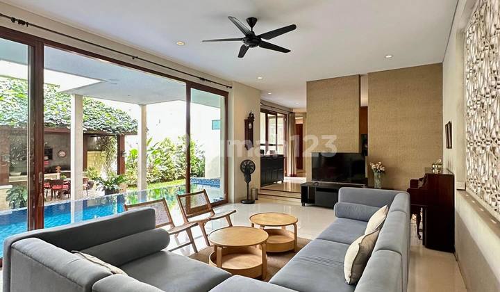 Price Drop! For Sale in Cilandak - Margasatwa, Move-In Ready, Wide Street Row House 2