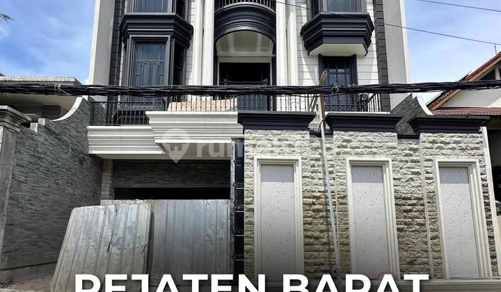 For Sale Pejaten Barat Brand New House, Under Construction Luxury American Classic House