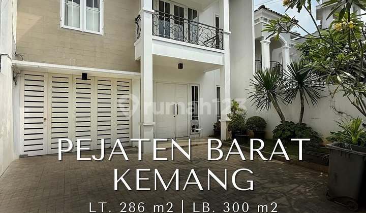 FOR SALE PEJATEN BARAT - KEMANG MODERN CLASSIC DESIGN SPACIOUS YARD