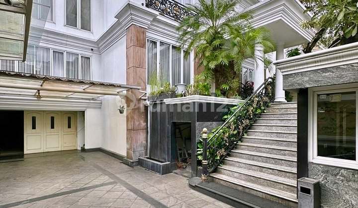 FOR SALE SIMPRUG MODERN CLASSIC HOUSE 2