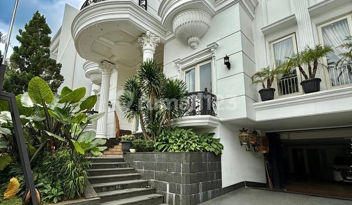 For Sale Bukit Gading - Jakarta Utara Dalam Cluster Mewah One Gate System Semi Furnished 2