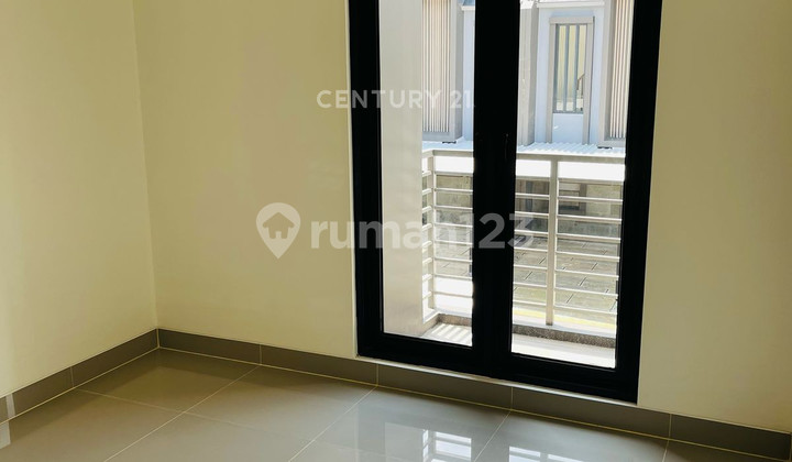 Rumah Strategis Lingkungan Premium Di Rancamaya Golf Estate Bogor 2