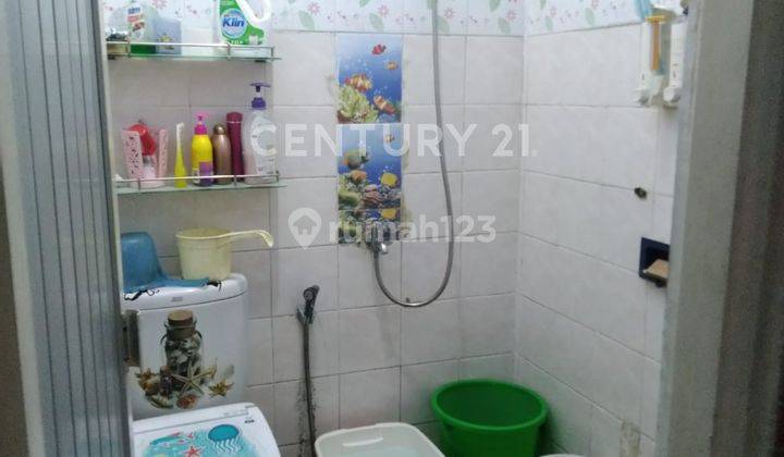 kamar mandi rumah 2 lantai, pandan valley,