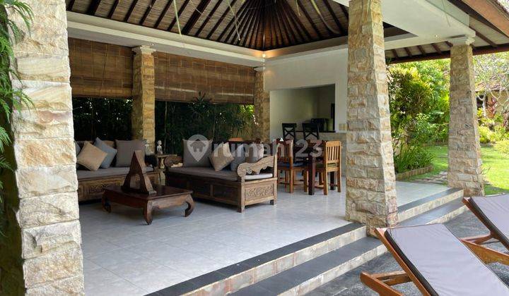 Beautiful furnished villa for sale in Jimbaran Bali 1