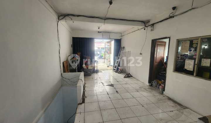 For Quick Sale: 4-Story Shop House in Tajur with Land Bonus in Cijeruk 2