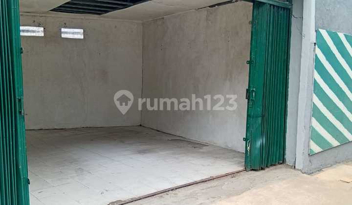 Strategic Shop Rental on Kapuk Main Road, East Kali – Suitable for Various Businesses: Workshop, Retail & Workshop