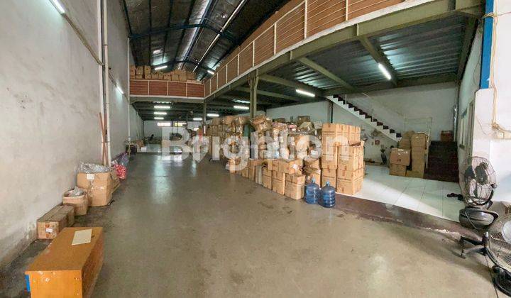 Gudang dan Kantor di Semanan, 2 lantai 1000m² 2