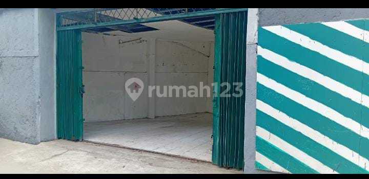 Strategic Shop Rental on Kapuk Main Road, East Kali – Suitable for Various Businesses: Workshop, Retail & Workshop