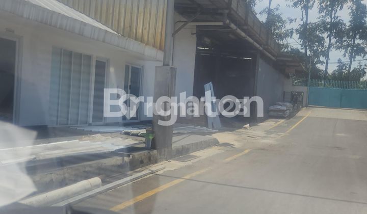 Warehouse for Rent in Daan Mogot Raya, various sizes available. Warehouse for Rent in Daan Mogot Raya, various sizes available.