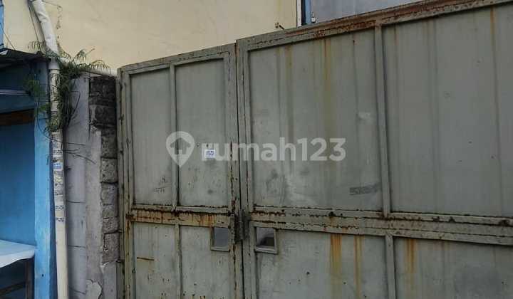 Disewakan Gudang Luas Prepedan Dalam