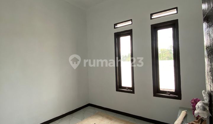 Rumah Cantik Minimalis Lokasi Strategis Harga Menarik Bebas Banjir