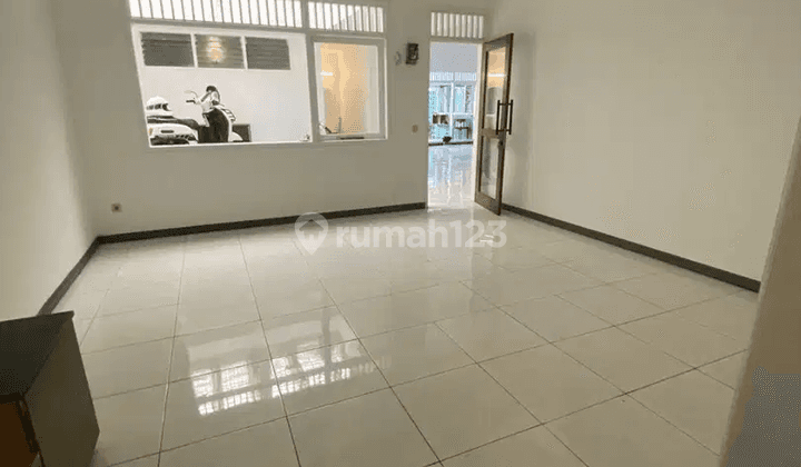 Ruang Usaha Lokasi Premium Ramai Sayap Riau Bandung Kota  2