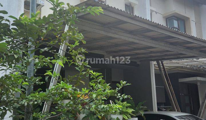 Dijual Rumah 2 lantai full renov BSD area 2