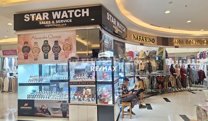 Tangcity Mall 1st Floor Boutique Shophouse for Sale. Strategic location, close to the main escalator. 2