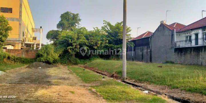 foto lainnya dijual dua tanah di perumahan