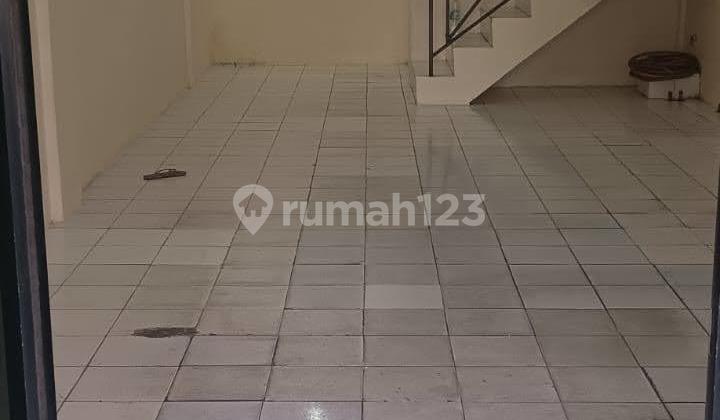 For Sale 4-Story Shop House in Glodok Area - Suitable for Office & Warehouse | Freehold Title 2