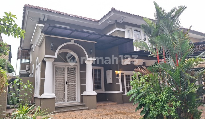 Disewakan Eksklusif! Rumah 4+1 Taman Mediterranian, Lippo Karawaci View Lapang Disewakan Eksklusif! Rumah 4+1 Taman Mediterranian, Lippo Karawaci View Lapang