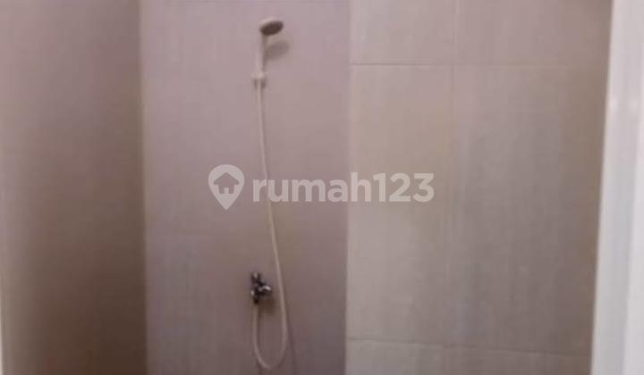 Dijual Murah - Rumah Siap Huni 2 Lantai Citra Raya 2