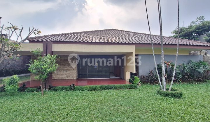 DIJUAL - Rumah Vintage Luas di Kawasan Old Money Tanah Sareal, Bogor