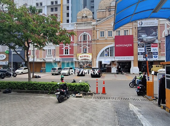 WTS – 3 Ruko Gandeng Dot Com Gading Serpong. Harga 13.5 M ( Nego) 