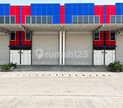 Gudang Sebelah Pik 2 - Siap Huni - Depan Exit Tol Tangerang