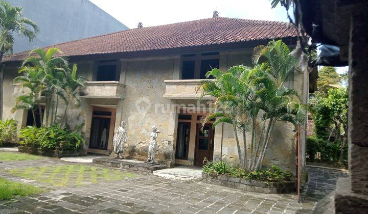 Jual Rumah Second Luas Besar Dekat Gereja Kathedral Bali 1