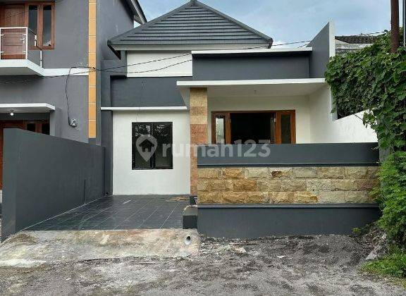 Rumah Bangunan Baru Harga Murah Dekat Tk Bias Jakal 1