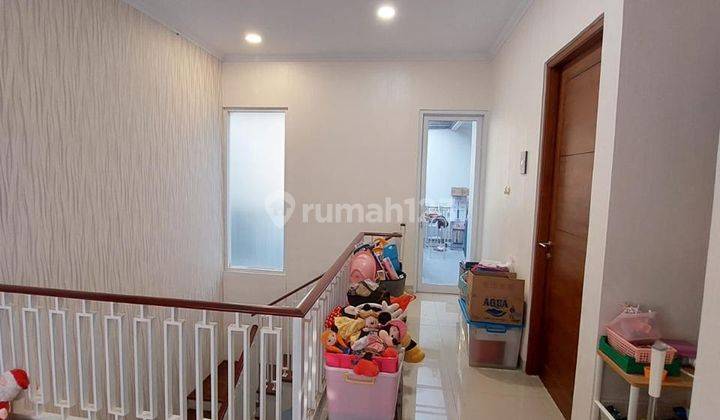 RUMAH SEMI FURNISHED 2 LANTAI BONUS PERABOT DI KAWASAN RAMAI MLATI JOGJA 2