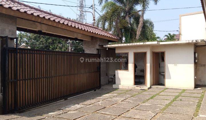 Dijual Villa Bali di Pusat Kota Palembang Jalan Letnan Murid 1