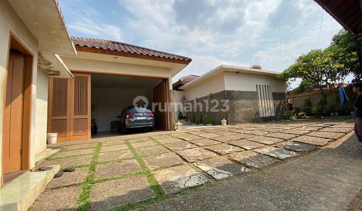 Dijual Villa Bali di Pusat Kota Palembang Jalan Letnan Murid 2