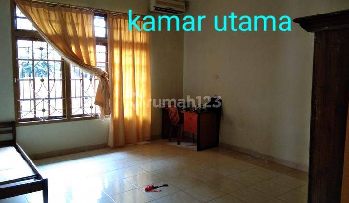 Dijual Rumah Gaya Klasik Mewah Lokasi Palembang 2